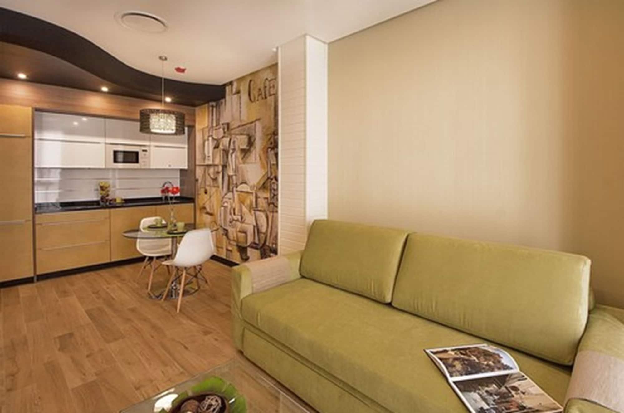 Apartamentos Suites Oficentro Deluxe Малага Екстер'єр фото
