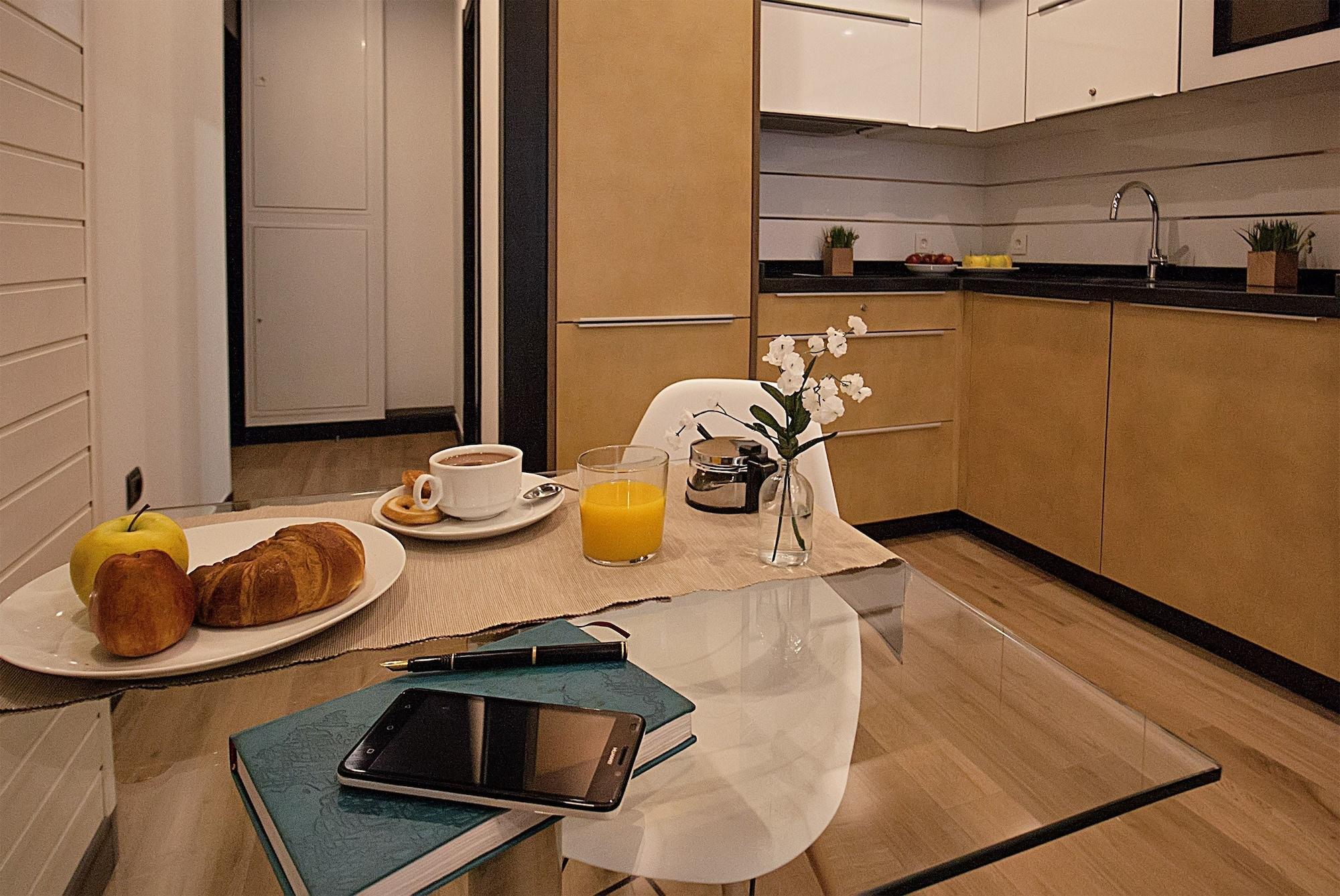 Apartamentos Suites Oficentro Deluxe Малага Екстер'єр фото