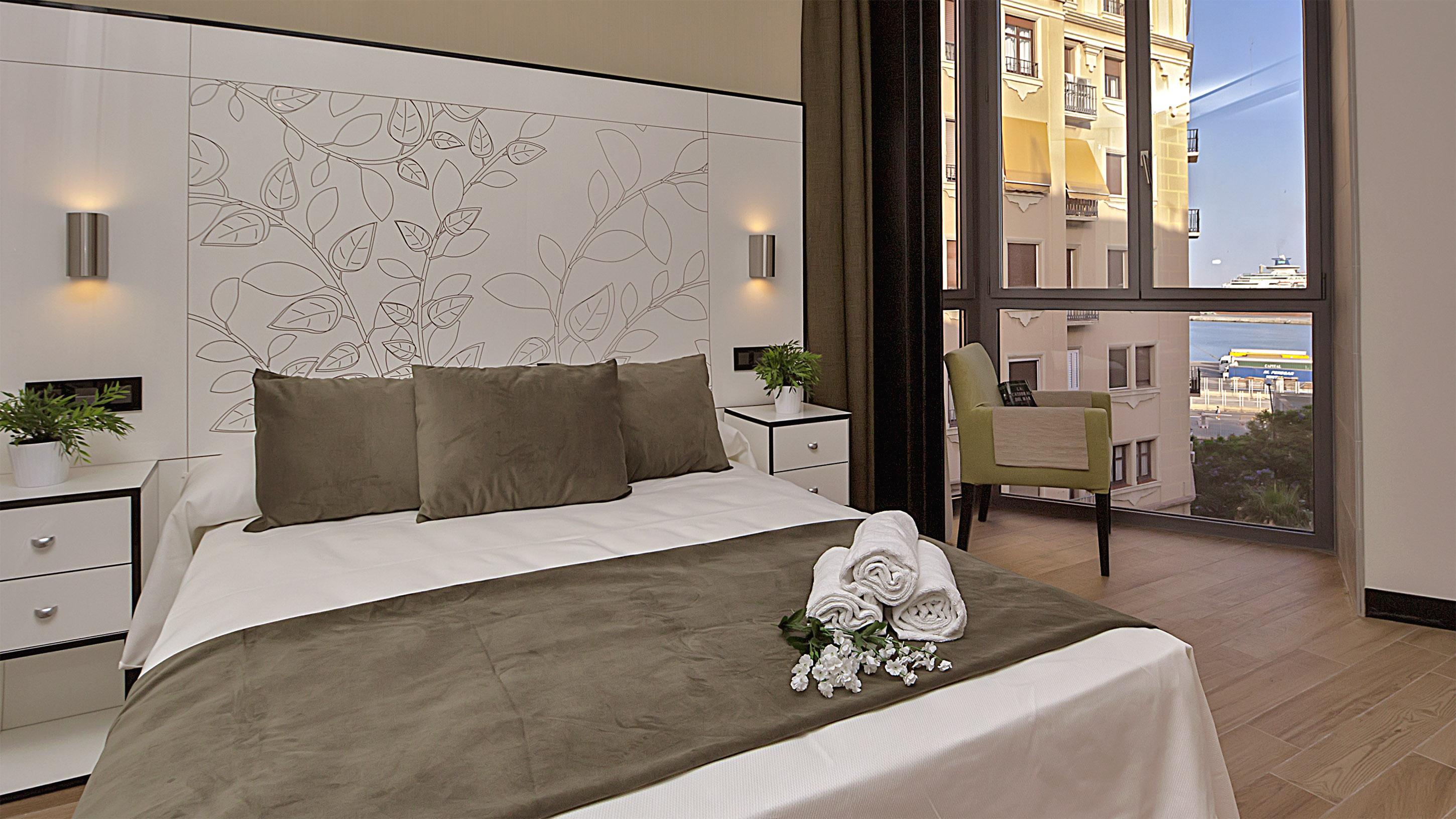 Apartamentos Suites Oficentro Deluxe Малага Екстер'єр фото
