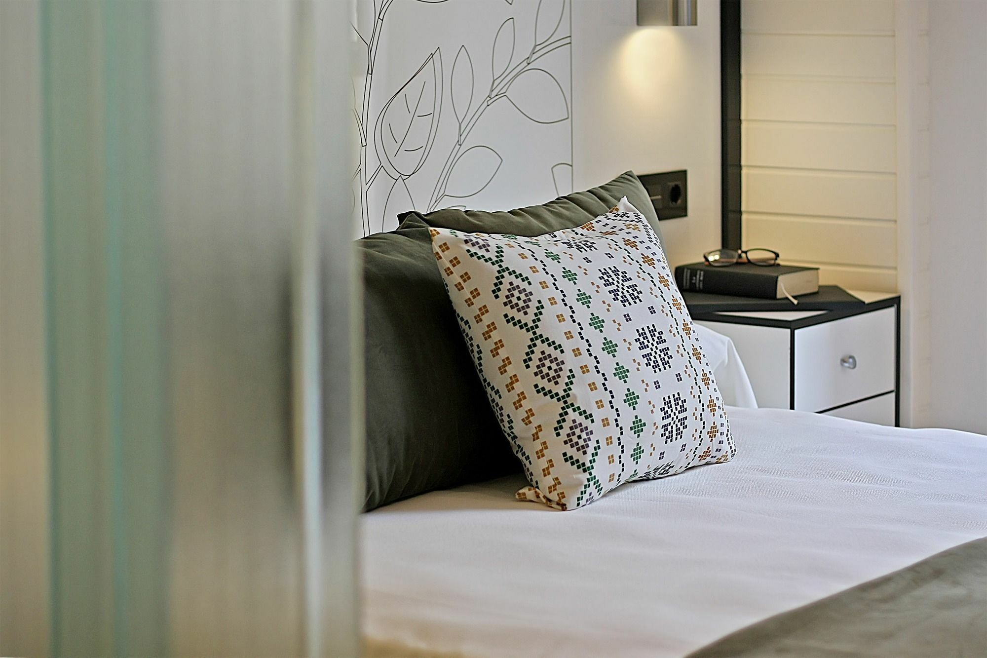 Apartamentos Suites Oficentro Deluxe Малага Екстер'єр фото